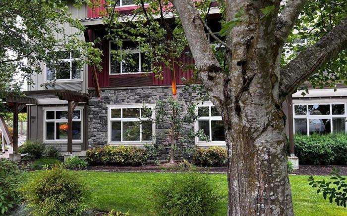 Prairie Hotel