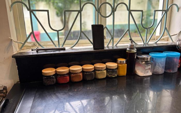 Hilltop nest cozy Villa with hill and forest view