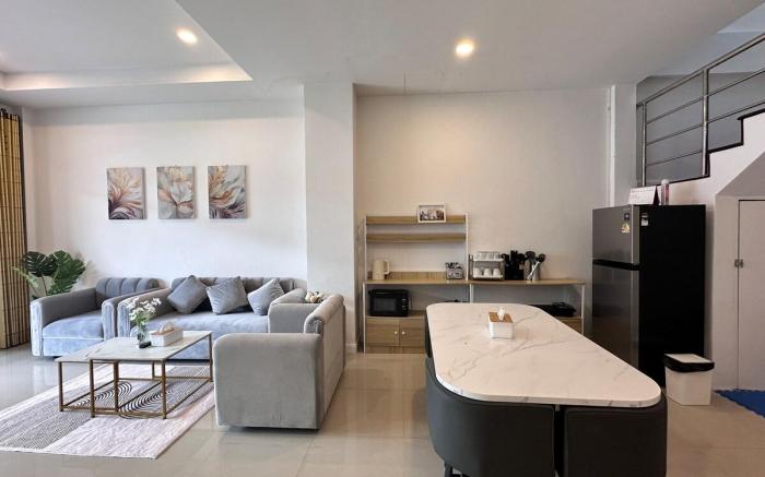 Living 8 at Hat Yai (3 mins to Big C Extra)