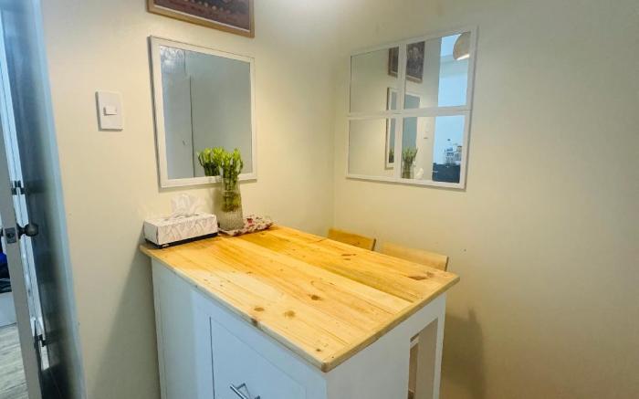 Berkeley Breeze Staycation