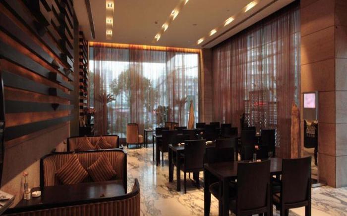 Hundred Centuries Hotel