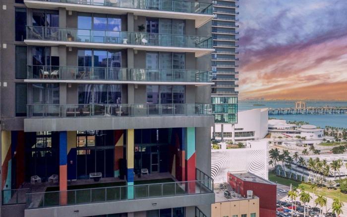 Luxury Studio,Downtown Miami,