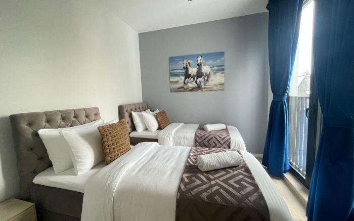 One Lux Stay Near Antwerp Central - 2 Bedroom 1 5 Bathroom