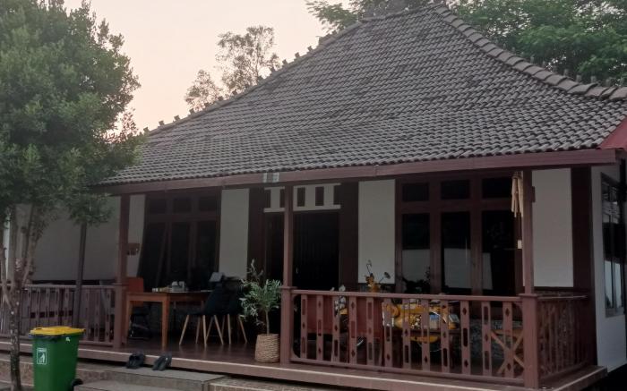 Kostel 77 Jepara