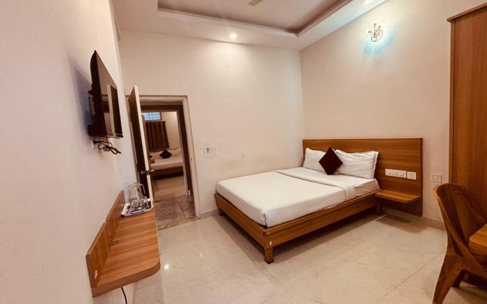 Seema Palace Inn