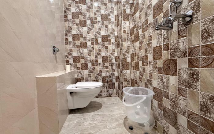 Flying Dutchman Hostel