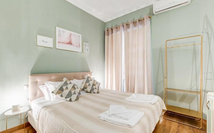 1 JMartins deluxe room near Trevi Fountain