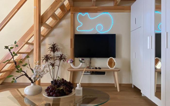 Sweet Spot-AC, Near Metro, Free WiFi, City centre