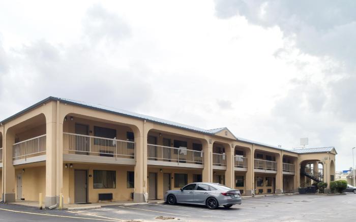 Deerfield Inn By Capital O Blytheville AR I55