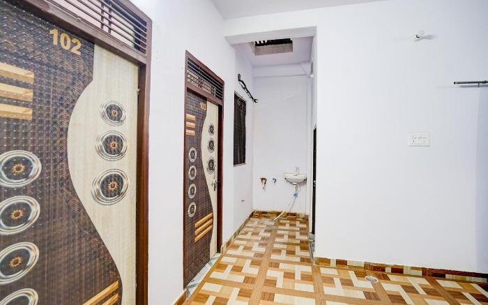 Hotel O City 99 Stay Inn Sarnath station 