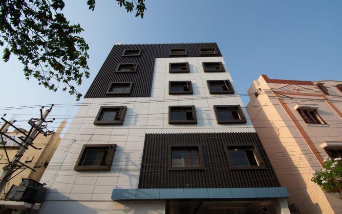 Collection O Dr.NTR University Health HotelV Elite