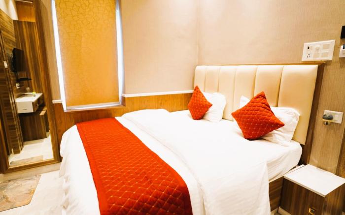 Hotel Ambassador Varanasi Best Luxury in Varanasi