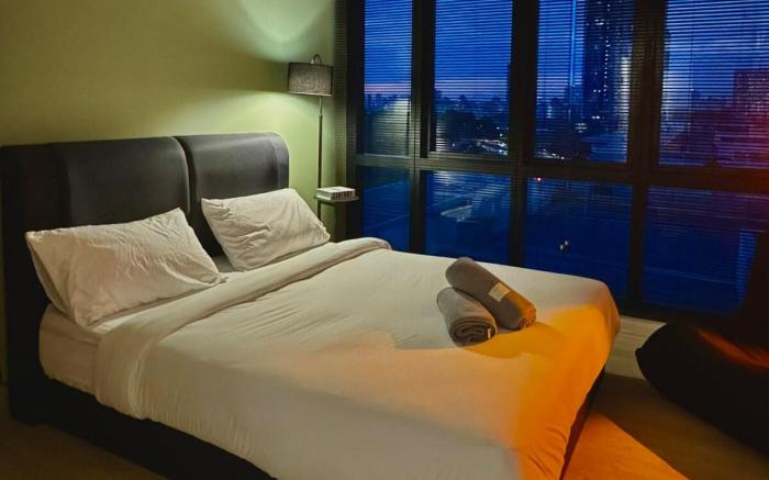 Revo@Aurora Studio | Near Axiata & Pavilion 05B