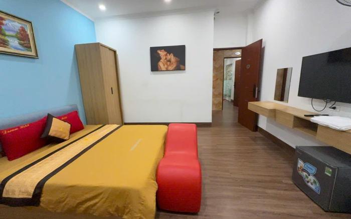 Dream Hotel