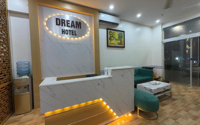 Dream Hotel