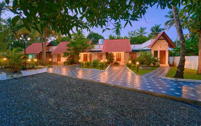 Sarang Resort Varkala by VOYE HOMES - Includes Rooms with Private Pool 
