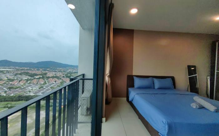Cozy Studio in Shah Alam with Mountain View