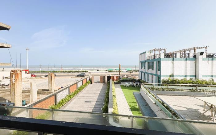 Hotel Golden Palace Rivera Restaurant & Cafe With Swimming Pool Front Of Puri Sea Beach