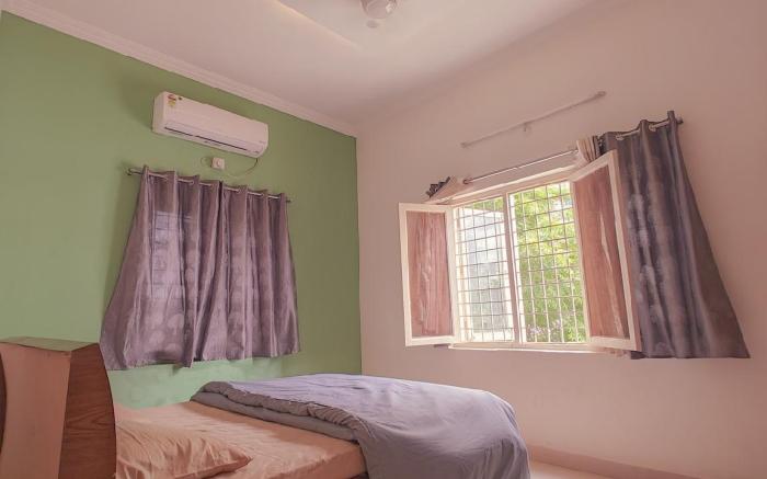 Garden View Room in a farm house