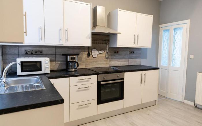 2 bedroom Cossy Detached Property