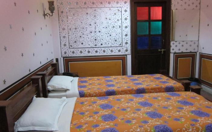 Rani Mahal Hotel