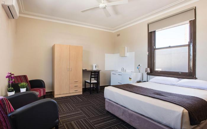 Toongabbie Hotel