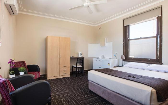 Toongabbie Hotel