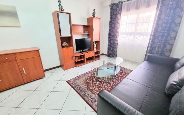 Apartment Real Delux 2BR close to city center