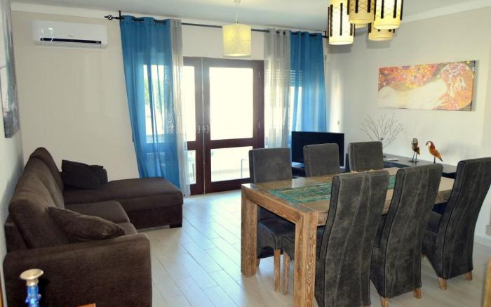 Glamour Apartment - 2 bedrooms on Manta Rota Beach