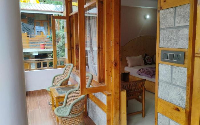 Comfortable stay in Old Manali