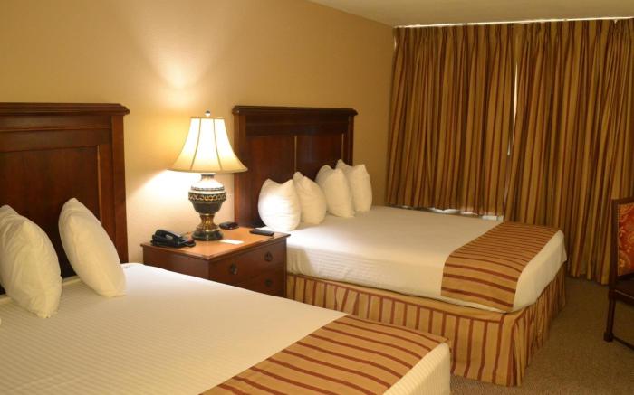 Magnuson Grand Hotel & Conference Center Tyler