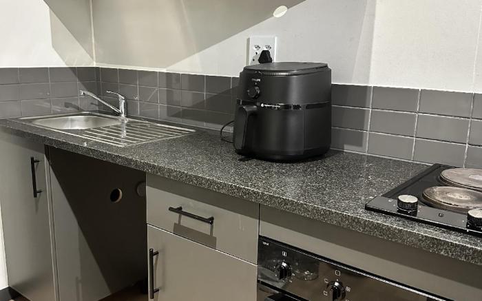 Barlow park well serviced apartment 