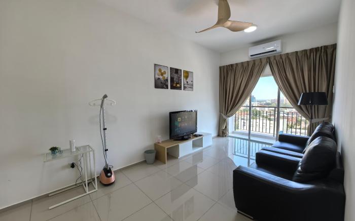 D'Aman Infinity Pool Homestay 02