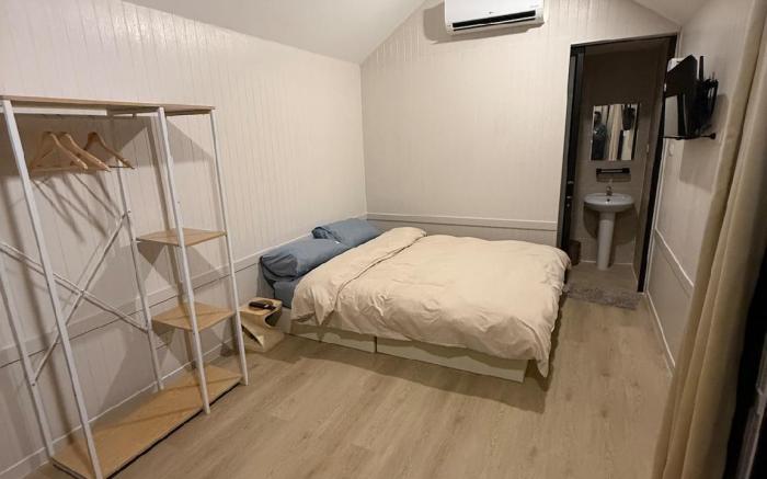 Tiny Home With private jacuzzi