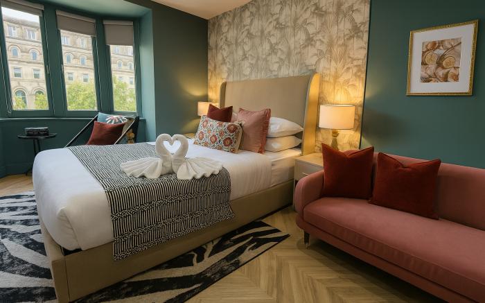 Athena Suites Leeds LS1 Free Secure Parking!