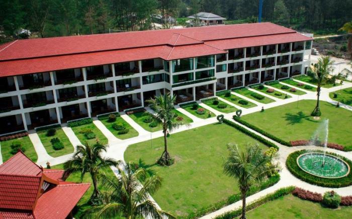 The Sunset Beach Resort Kho Khao Island