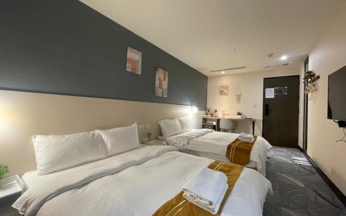 Ximending Quad Room No. 6622 [僅限國外旅客入住]