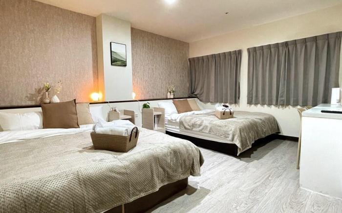 Simple Quadruple Room NO.8853 [僅限國外旅客入住]