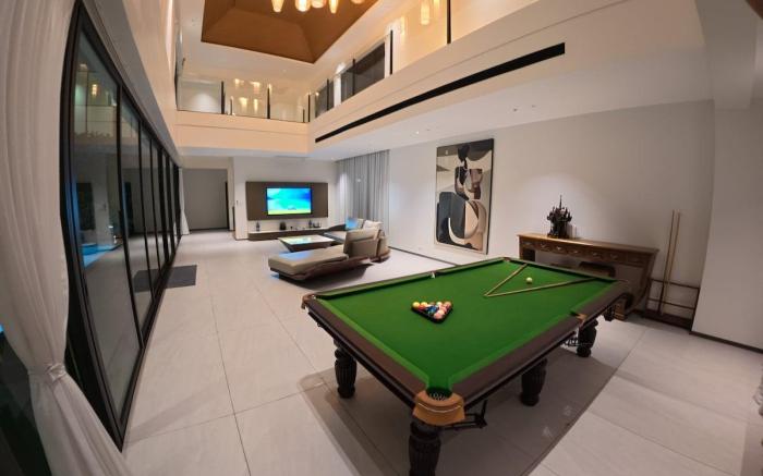 Luxury and private villa