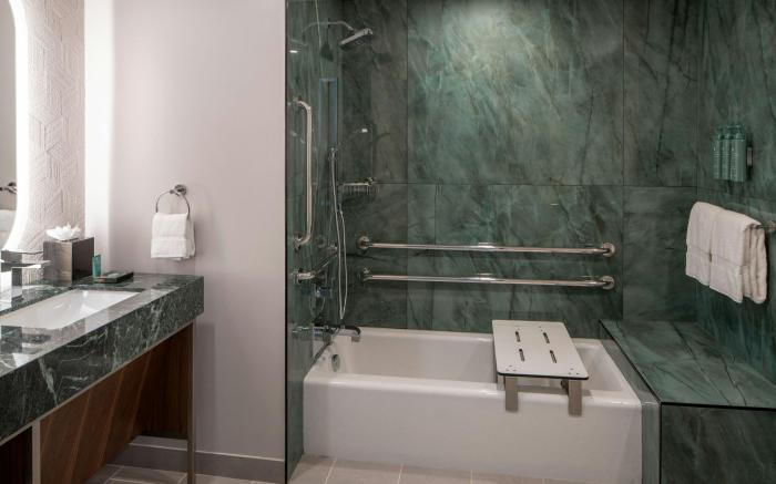 Trilogy Hotel Huntsville, Autograph Collection