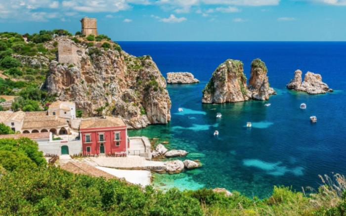 Charming Historic Villa in Vita, Sicily - Your Home Away from Home