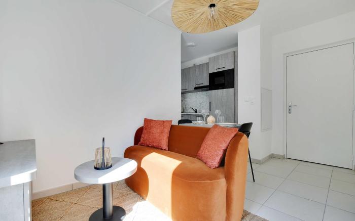 Elegant Appt - 1BDR/2P - Near Paris & La Défense