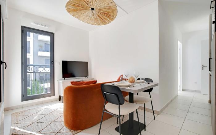 Elegant Appt - 1BDR/2P - Near Paris & La Défense