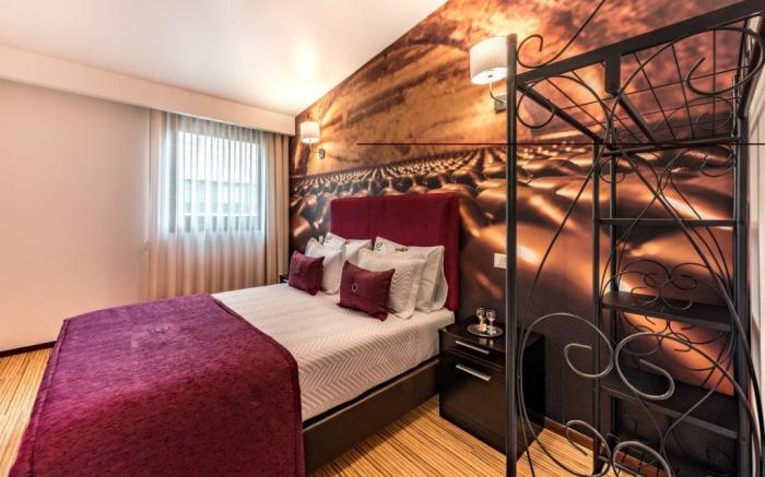 Lounge Inn Guest House