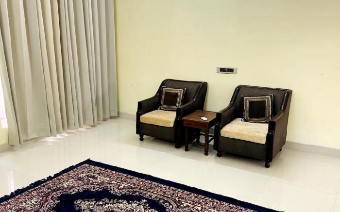 The Elora - Your Home away from Home