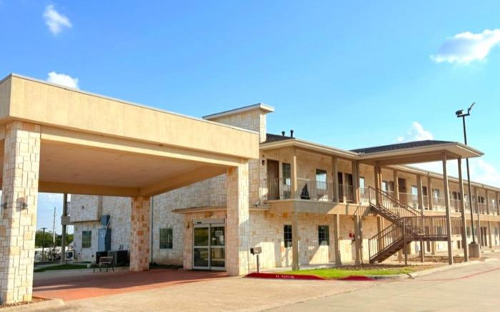 Westwood Inn Extended Stay by OYO Gonzales TX