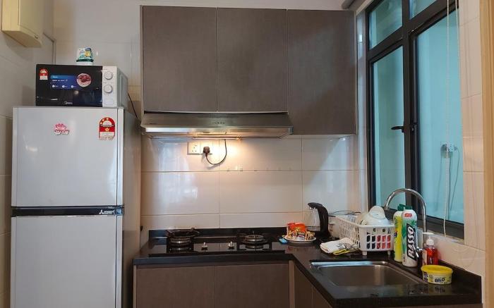 JB Austin 3BR Luxury Condo Free Park & WiFi B30