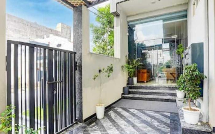 TIVORA BOUTIQUE STAY
