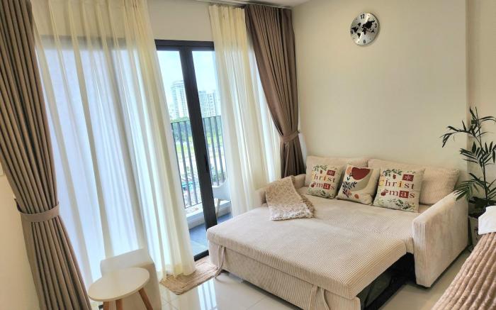 Spacious Luxury Apt - SECC, Korean Town & Center