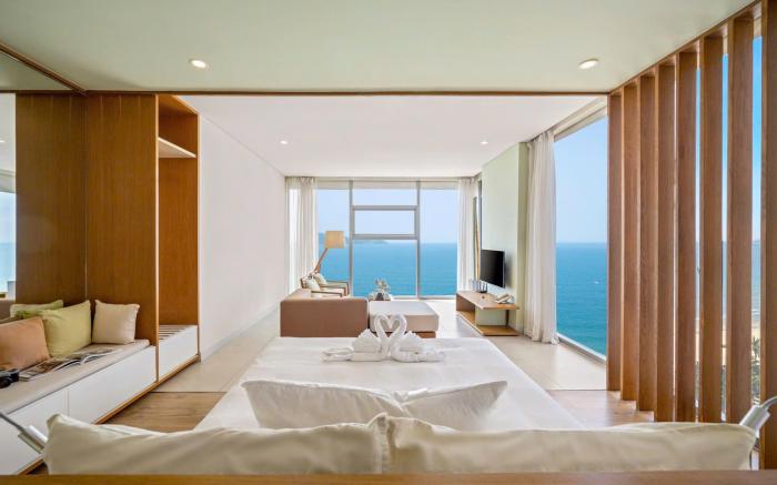 Signature luxury village 
